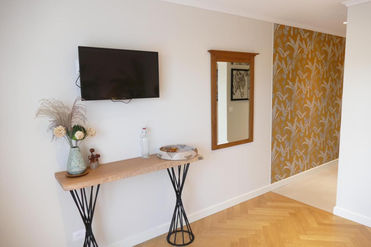 Camphin-en-Pevele Les Agapanthes Bed & Breakfast エクステリア 写真
