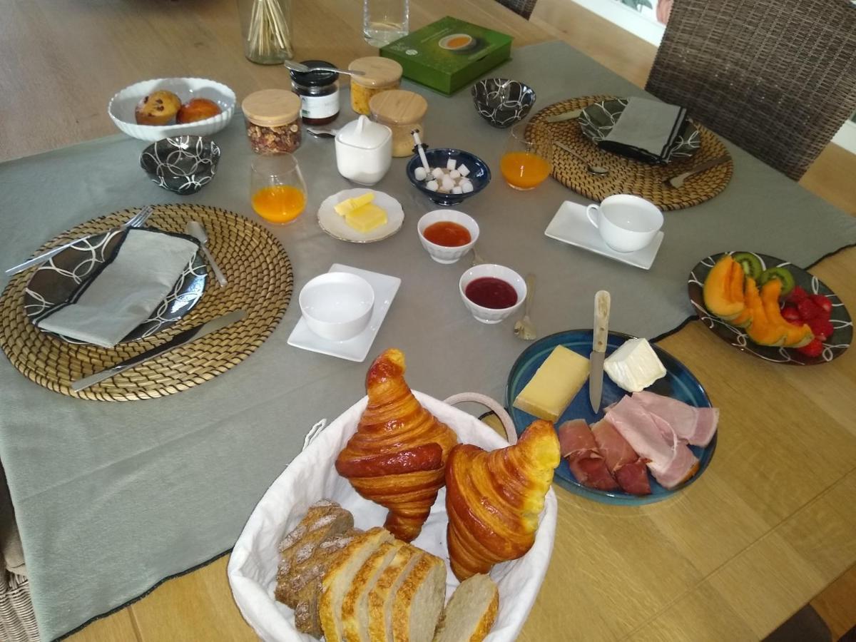 Camphin-en-Pevele Les Agapanthes Bed & Breakfast エクステリア 写真