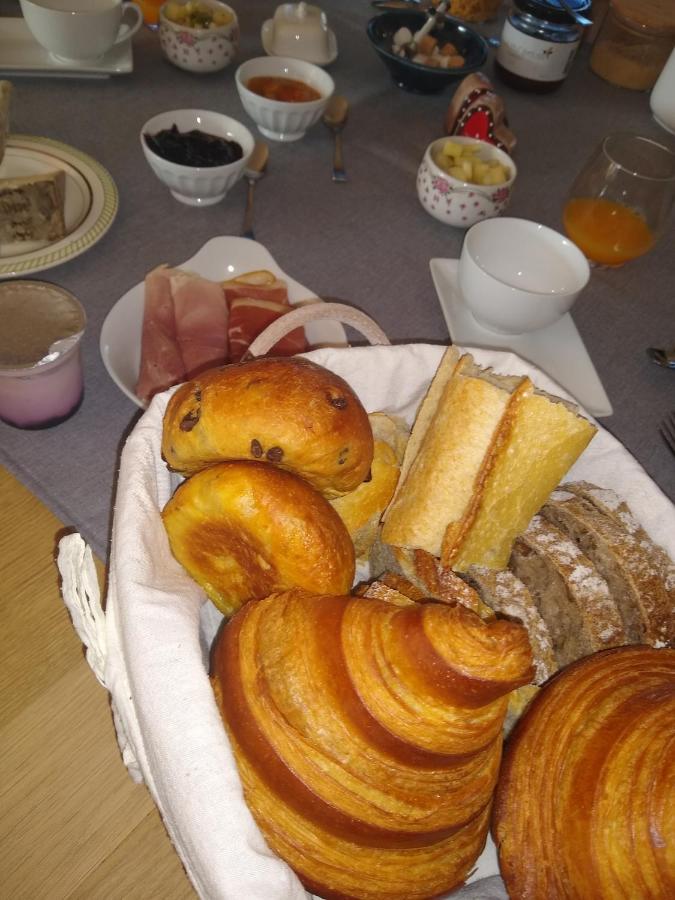 Camphin-en-Pevele Les Agapanthes Bed & Breakfast エクステリア 写真